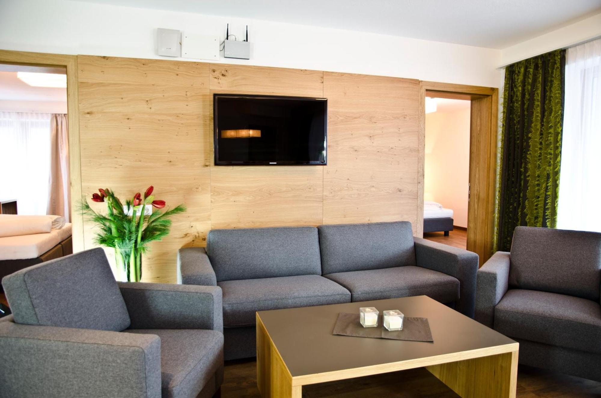 Hotel Garni Alpenland Ischgl Zewnętrze zdjęcie
