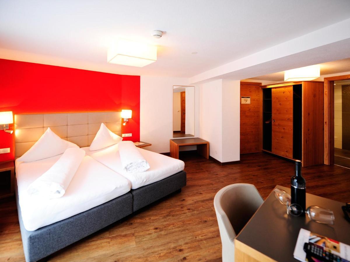Hotel Garni Alpenland Ischgl Zewnętrze zdjęcie