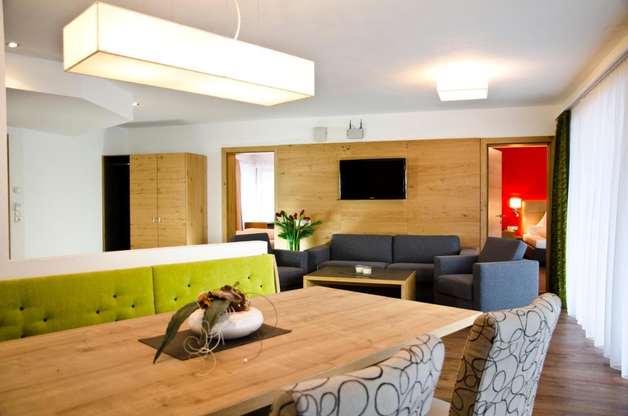 Hotel Garni Alpenland Ischgl Zewnętrze zdjęcie